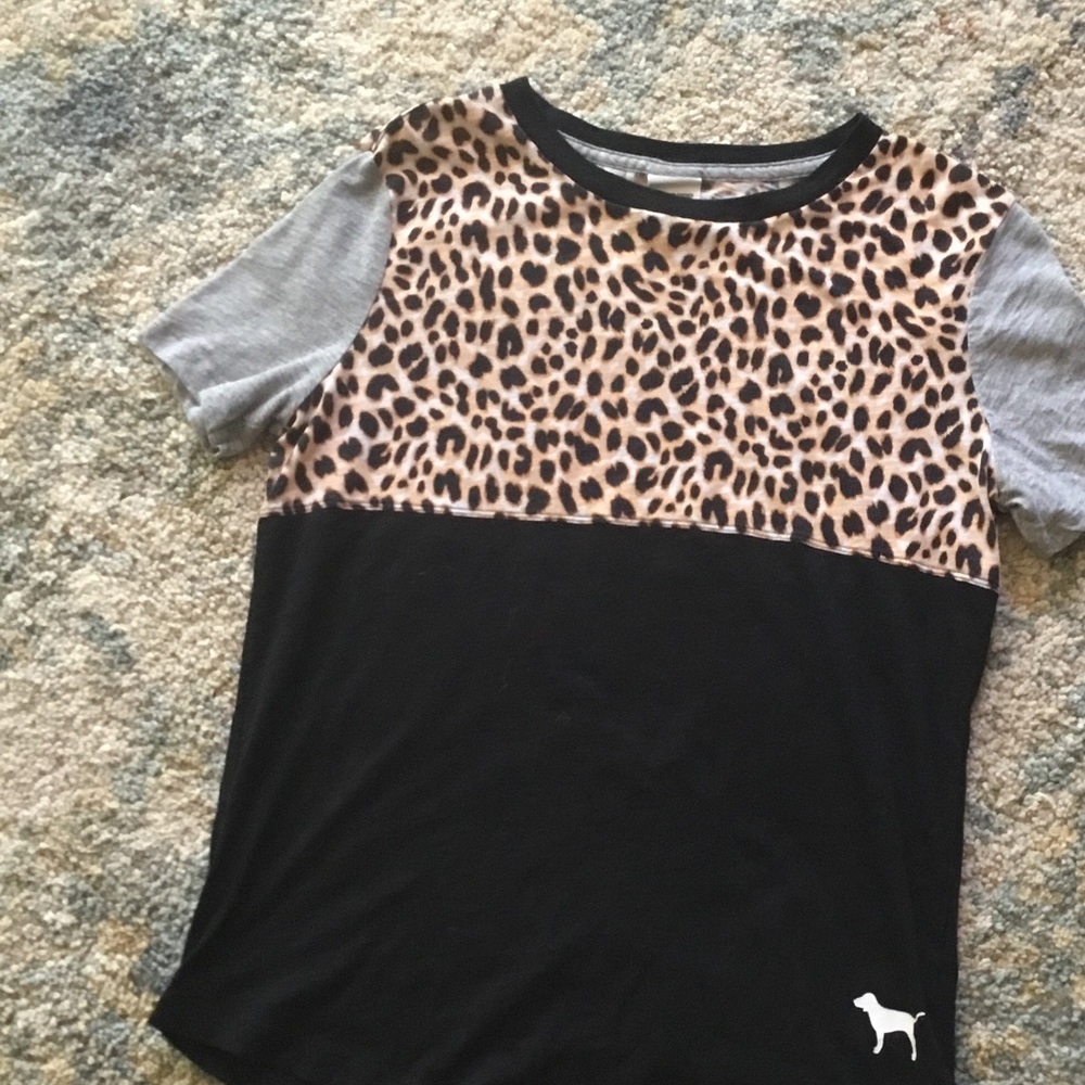 VS PINK leopard print tee